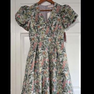 NWT Ivy City Co Floral Avalon Dress